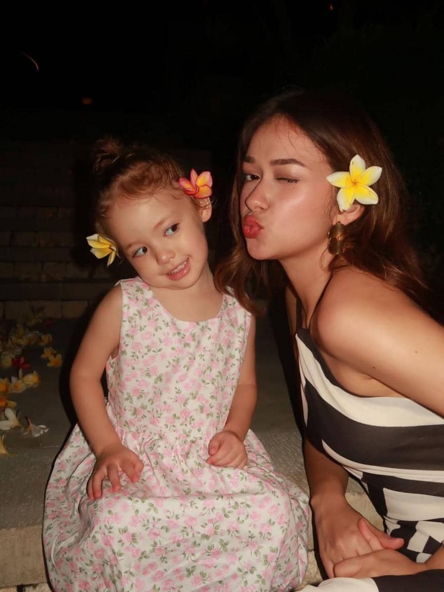 Rebecca Klopper liburan bareng Kamari di Bali