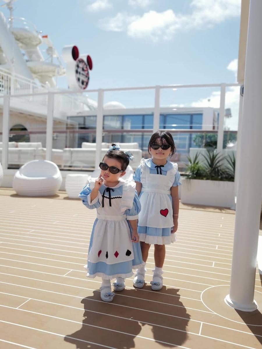 Keluarga Atta dan Aurel pertama kali naik Disney Cruise