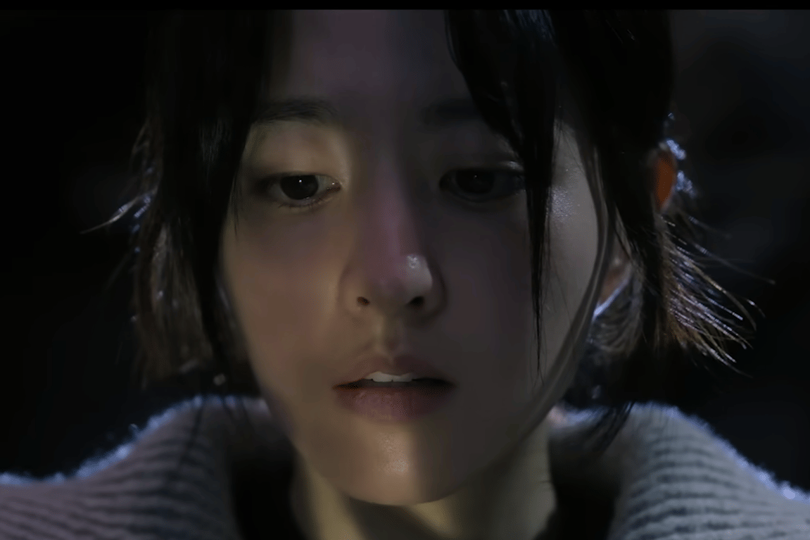 Still cut drama Gold Land. 