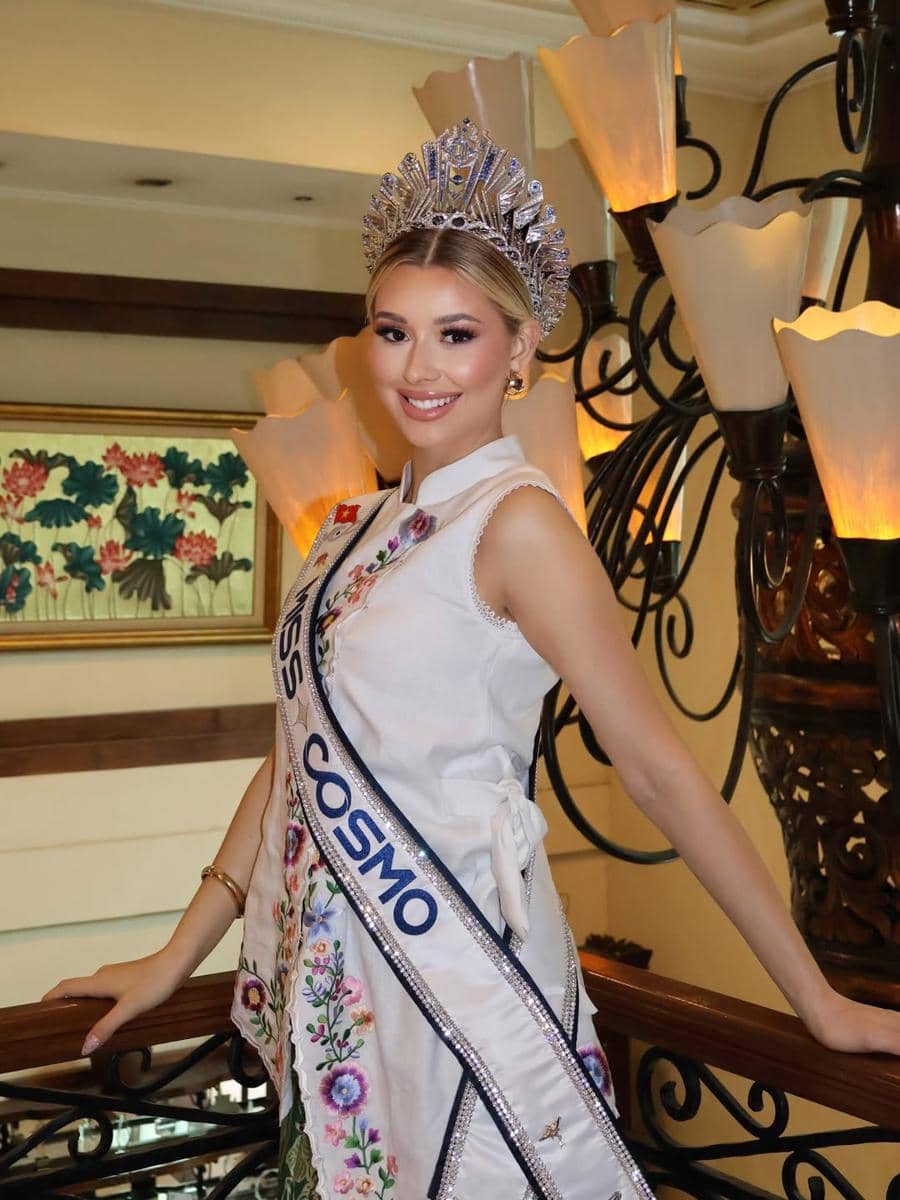 Potret Kunjungan Miss Cosmo 2025 Yolina Lindquist di Indonesia
