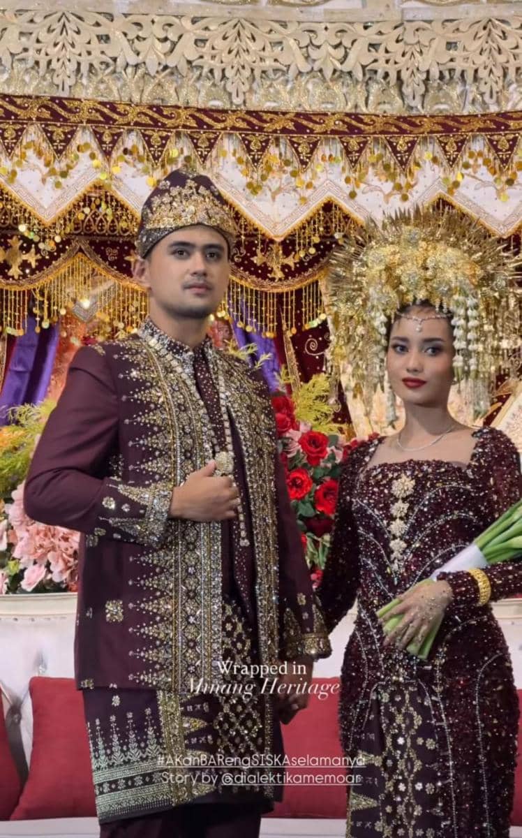 gaya resepsi nikah Siska Minbite