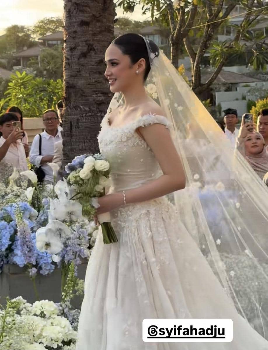 Resepsi Syifa Hadju