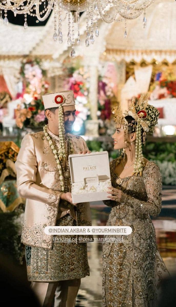 gaya akad nikah Siska Minbite