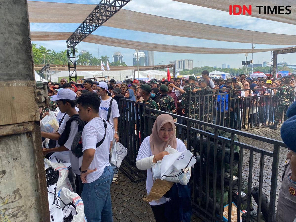 Sembako untuk buruh