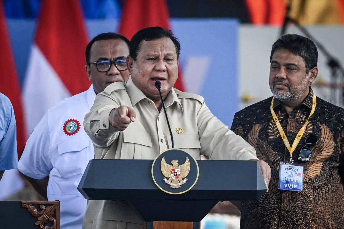 Momen Prabowo Tanya Buruh: MBG Bermanfaat atau Tidak? 