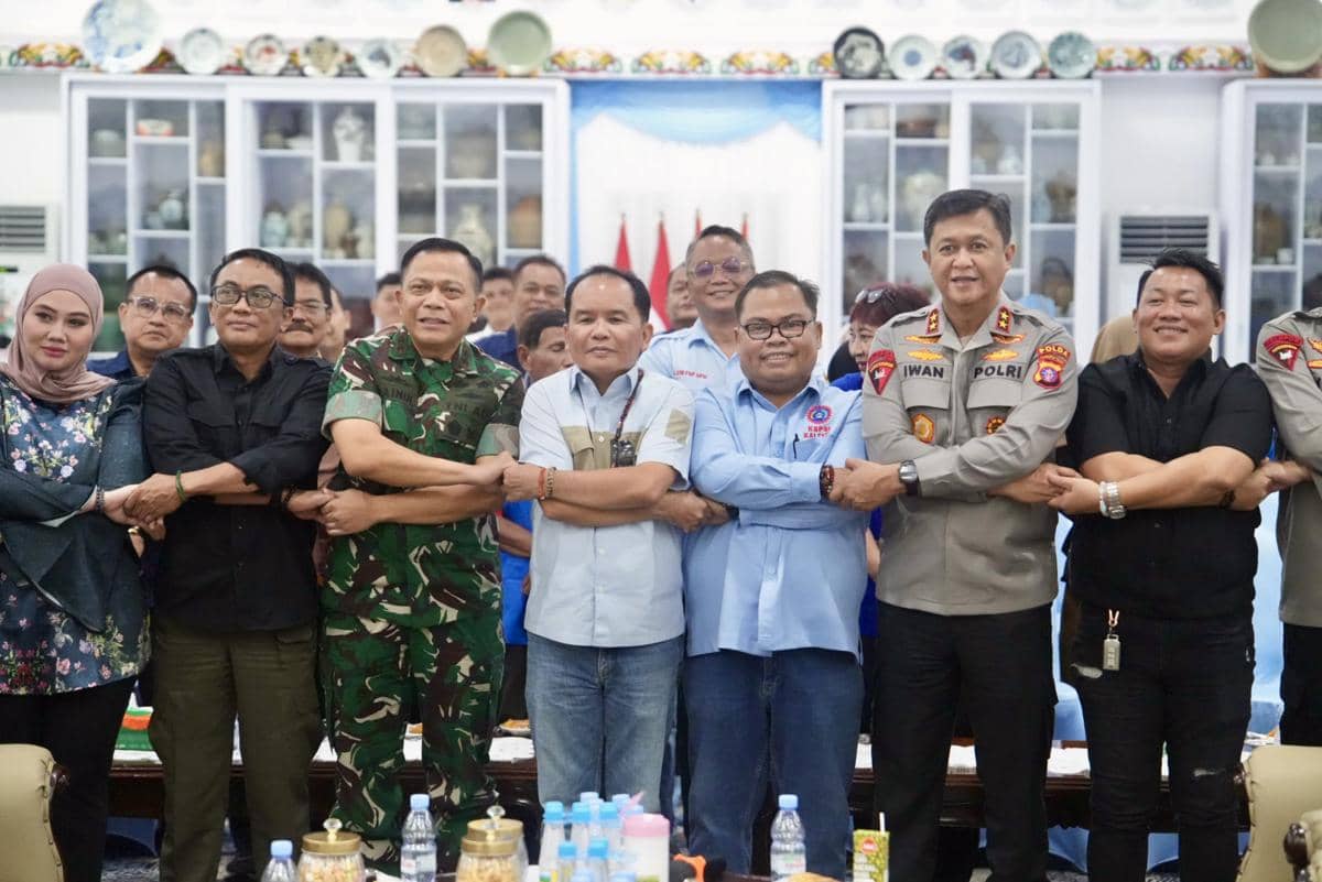 Momentum May Day, Agustiar Sabran Buka Dialog dengan Para Buruh