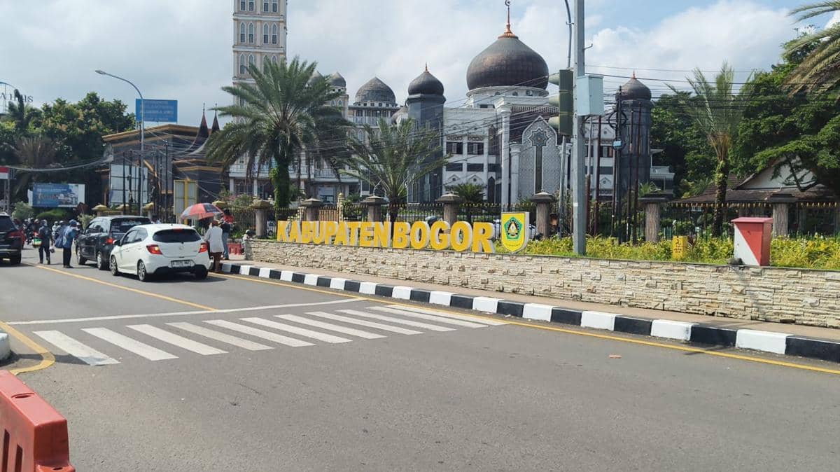 Hari Kedua Libur Panjang, 13 Ribu Kendaraan Serbu Kawasan Puncak Bogor
