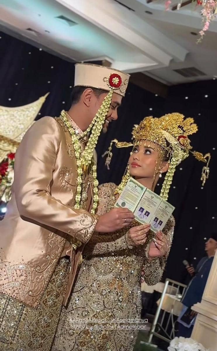 gaya akad nikah Siska Minbite