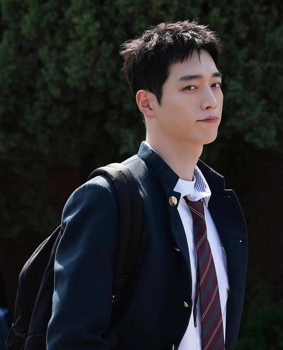 Seo Kang Jun di postingan instagram pribadinya 