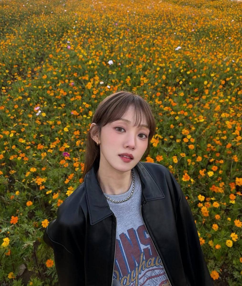 Lee Sung Kyung di postingan instagram pribadinya 