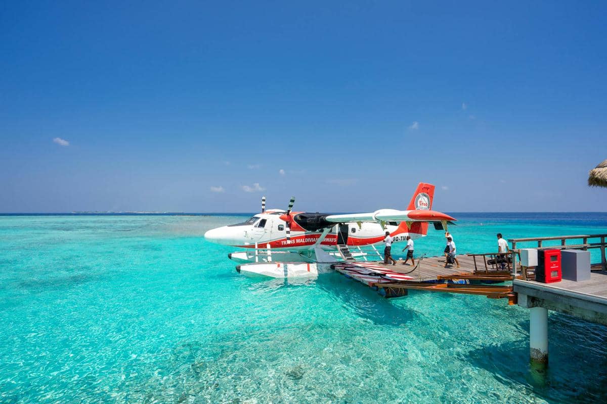 ilustrasi seaplane di Maldives