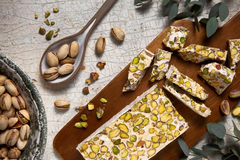 Kenapa Pistachio Sering Digunakan dalam Dessert Timur Tengah?