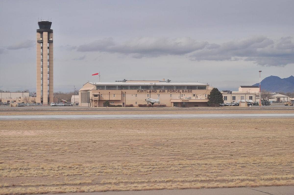 potret pangkalan udara militer AS, Kirtland Air Force Base, Albuquerque, New Mexico, AS
