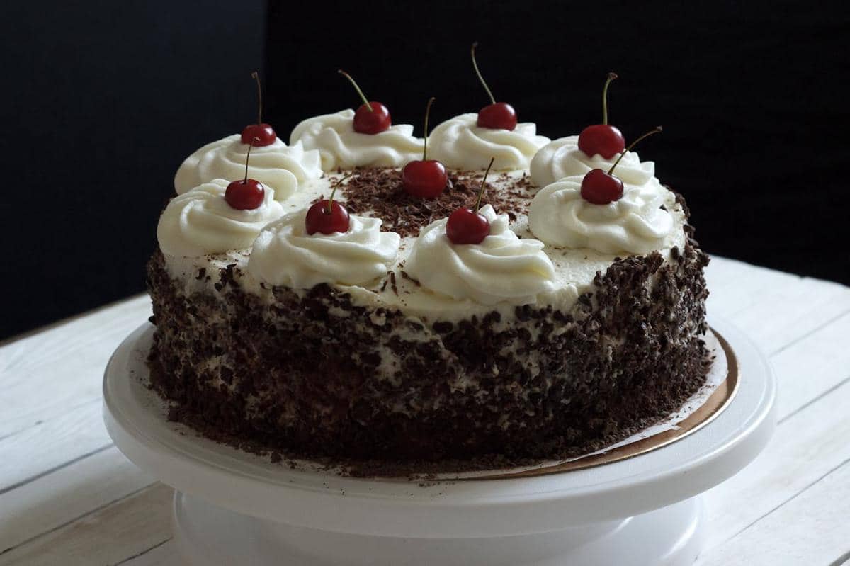 ilustrasi black forest