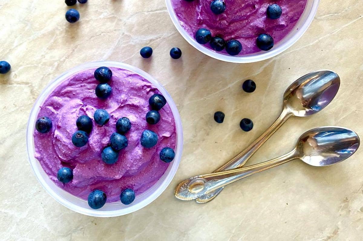ilustrasi ube ice cream