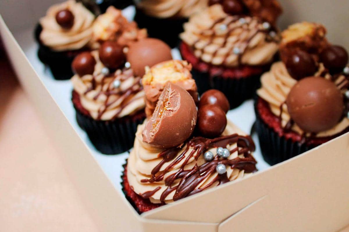 9 Pilihan Kue Cokelat untuk Hampers dan Oleh-oleh, Biar Gak Bingung!