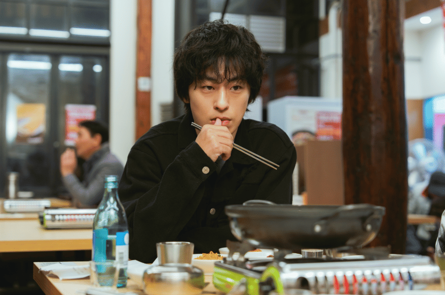Cuplikan drama Korea We Are All Trying Here