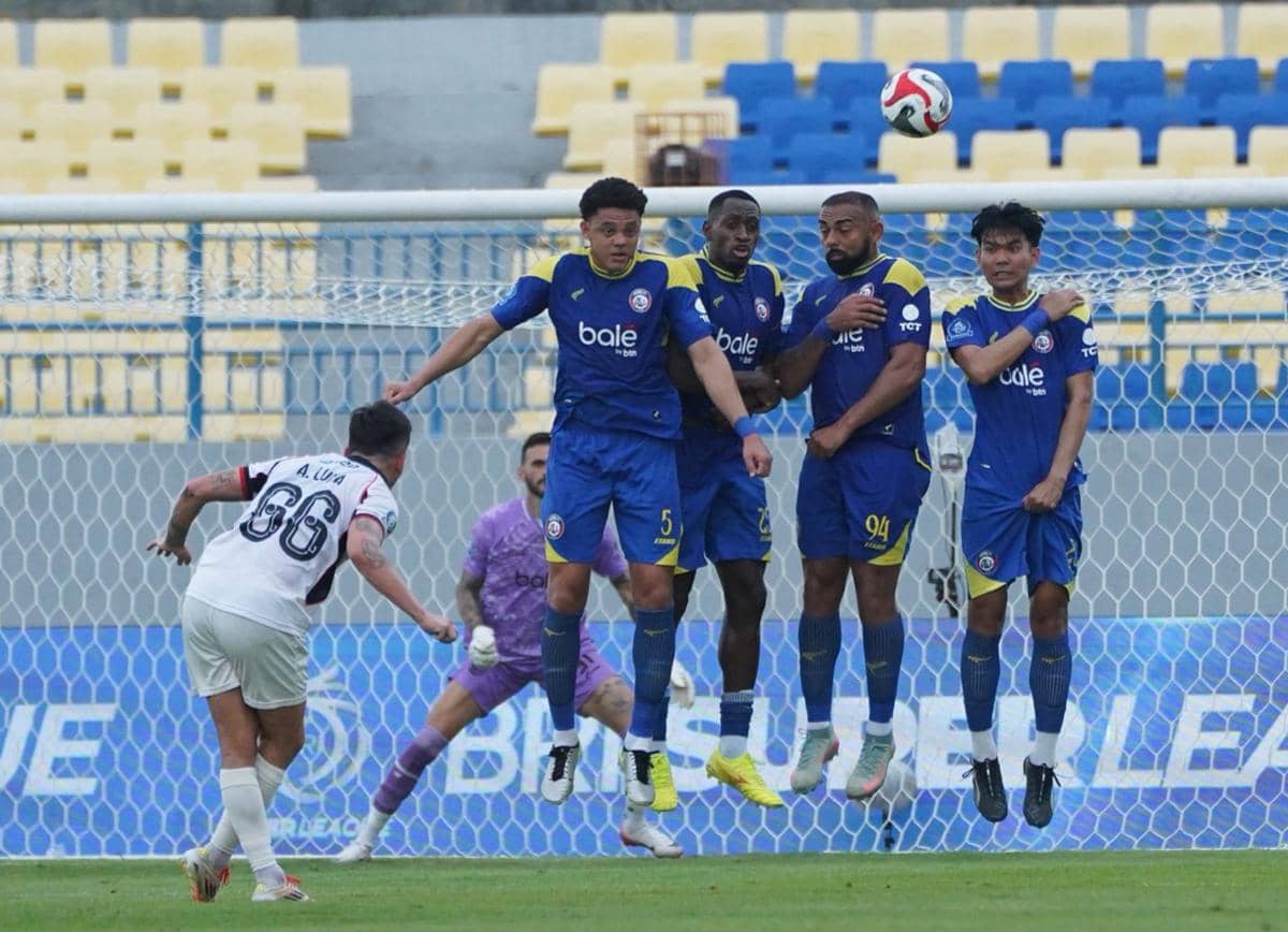 Arema FC Lanjutkan Tren Kekalahan di Derby Jawa Timur