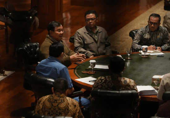 Survei: Publik Ingin Prabowo Reshuffle Kabinet karena Kinerja Menteri