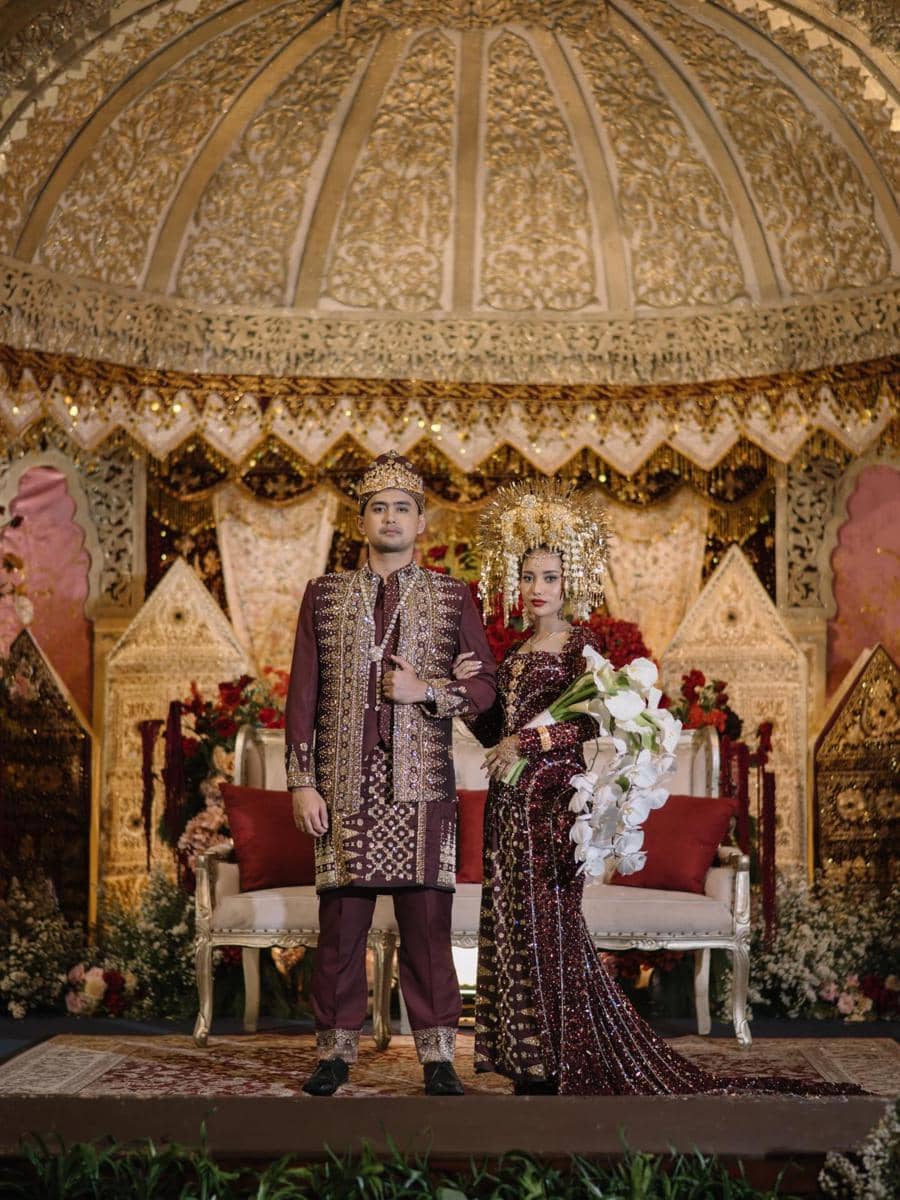 pernak pernik di pernikahan Indian Akbar dan Siska Minbite