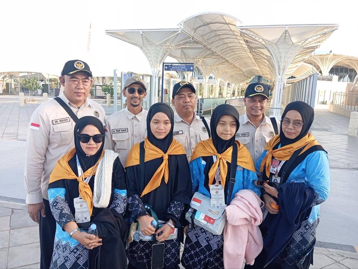 Drama Visa Batal: Perjuangan 2 Jemaah Remaja Mencapai Madinah