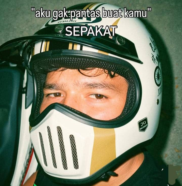 meme sepakat 