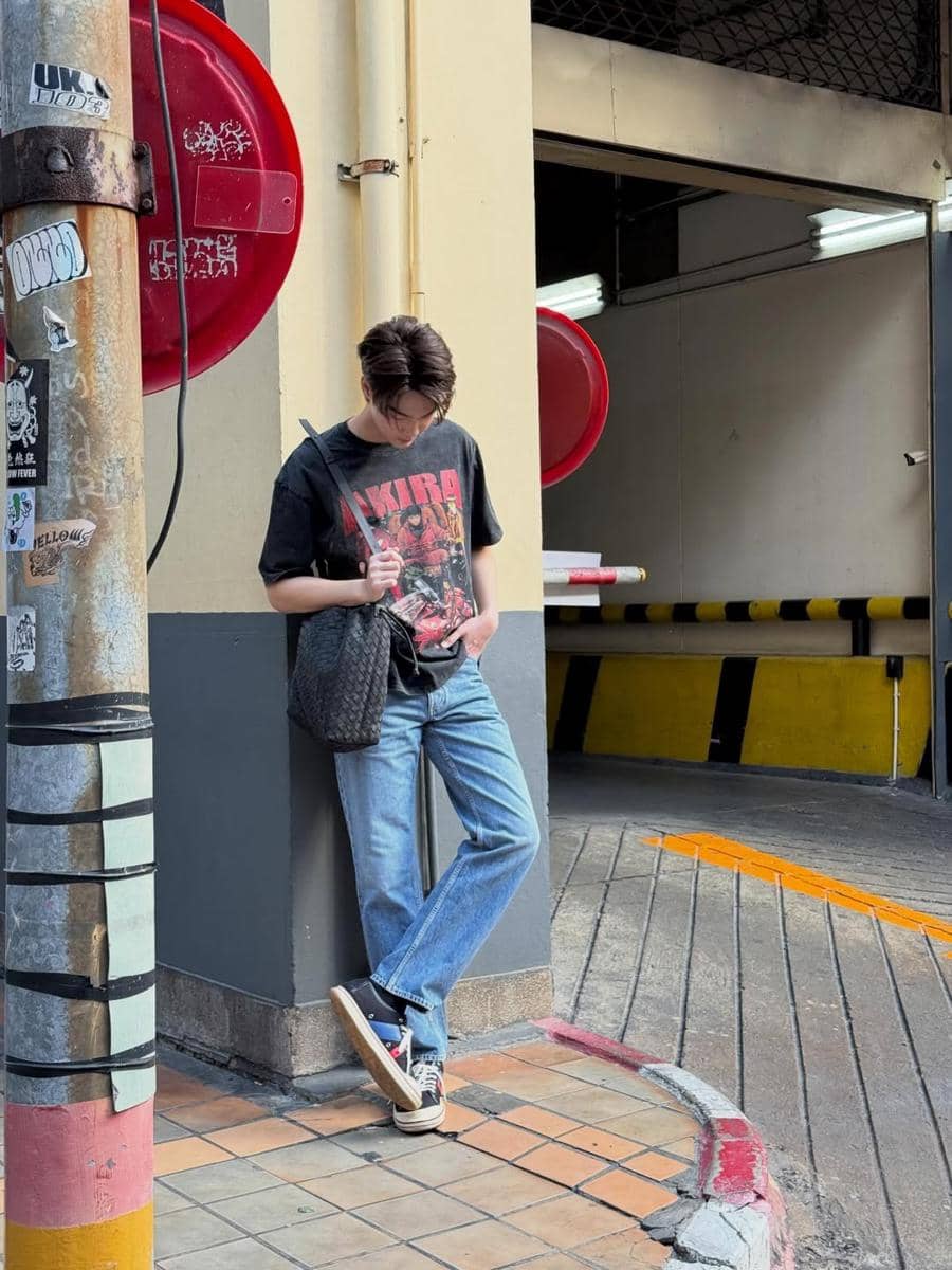 Outfit skena ala Dew Jirawat (instagram.com/dew_jsu)