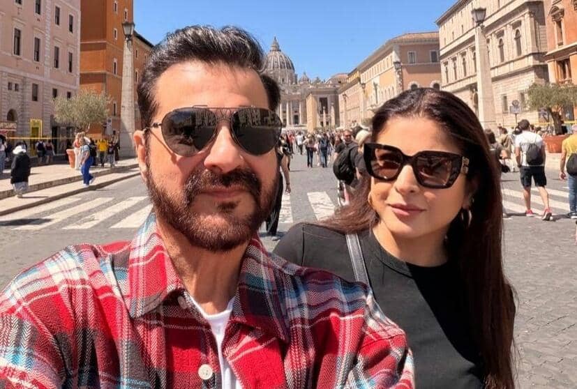 11 Momen Maheep Kapoor Liburan di Roma Bareng Sanjay Kapoor, So Sweet!