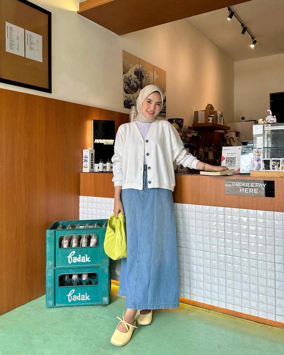OOTD ke Kafe ala Intan Ghazella