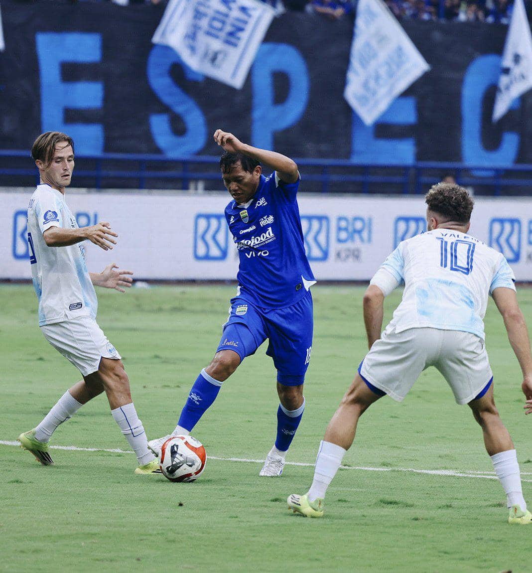 serangan persib