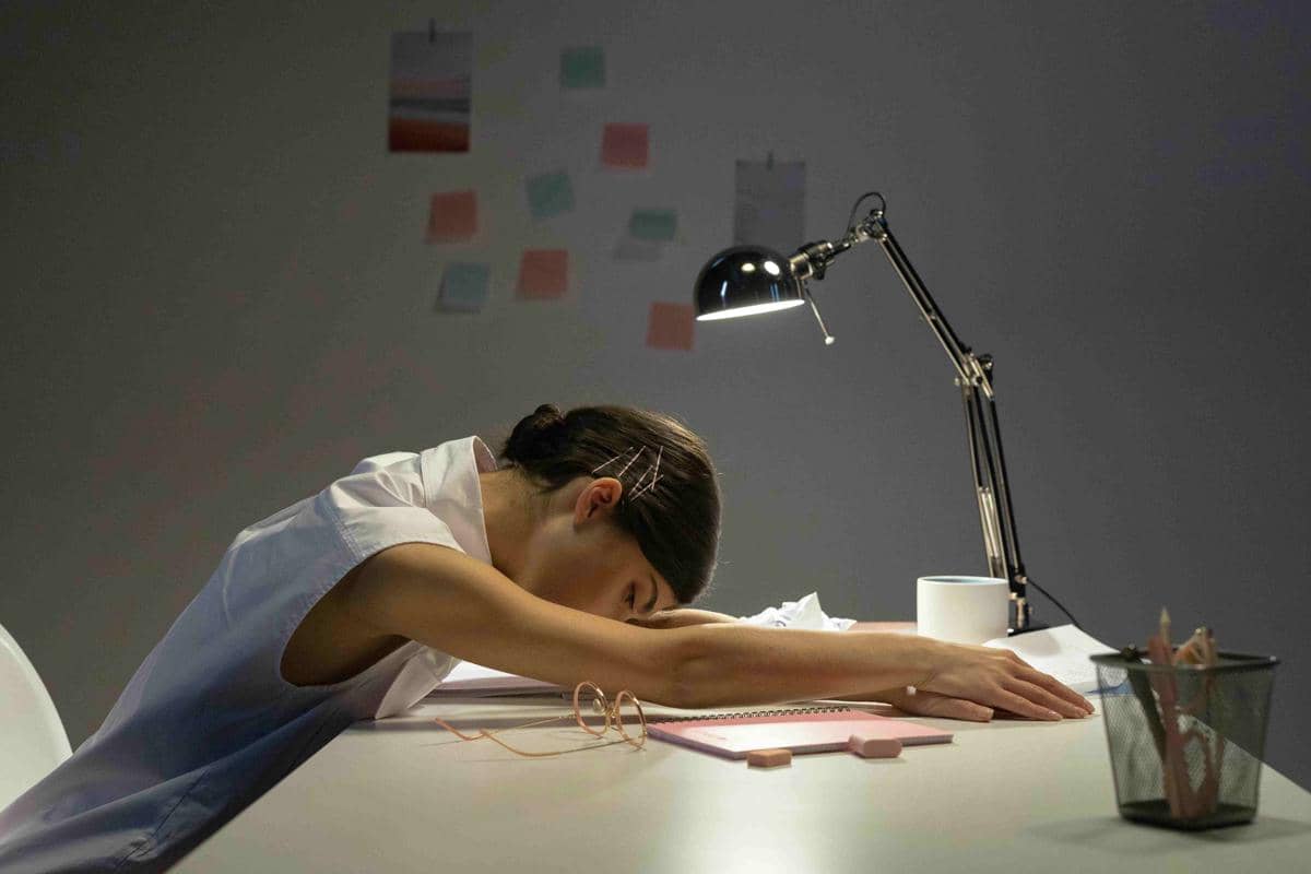 5 Fenomena Psikologis Penyebab Keletihan Mental pada Generasi Z
