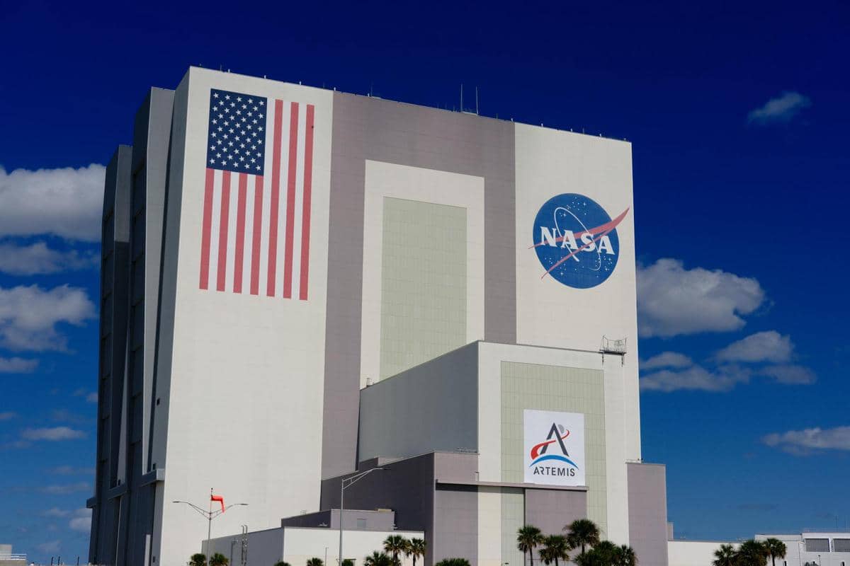 ilustrasi gedung NASA
