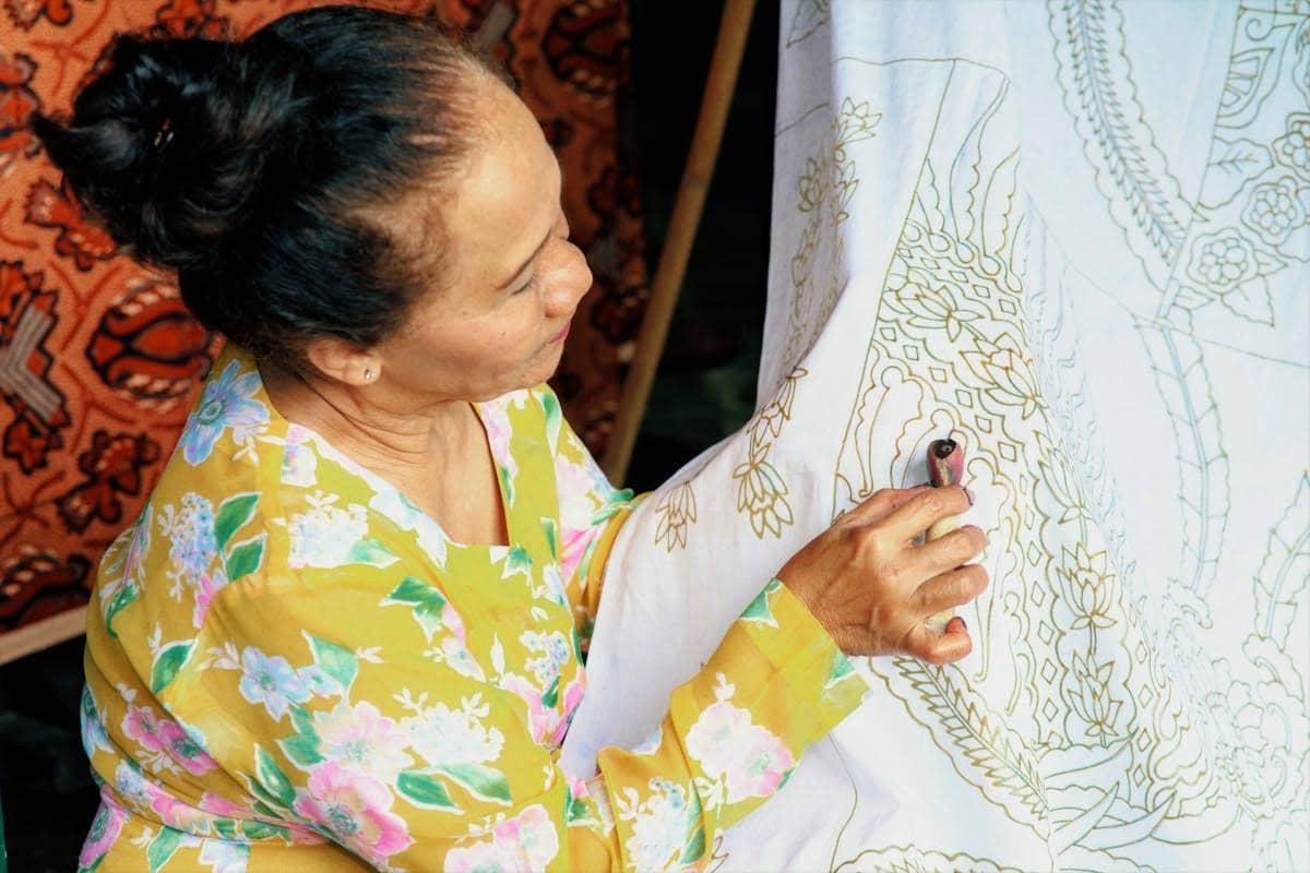 Proses pembuatan batik
