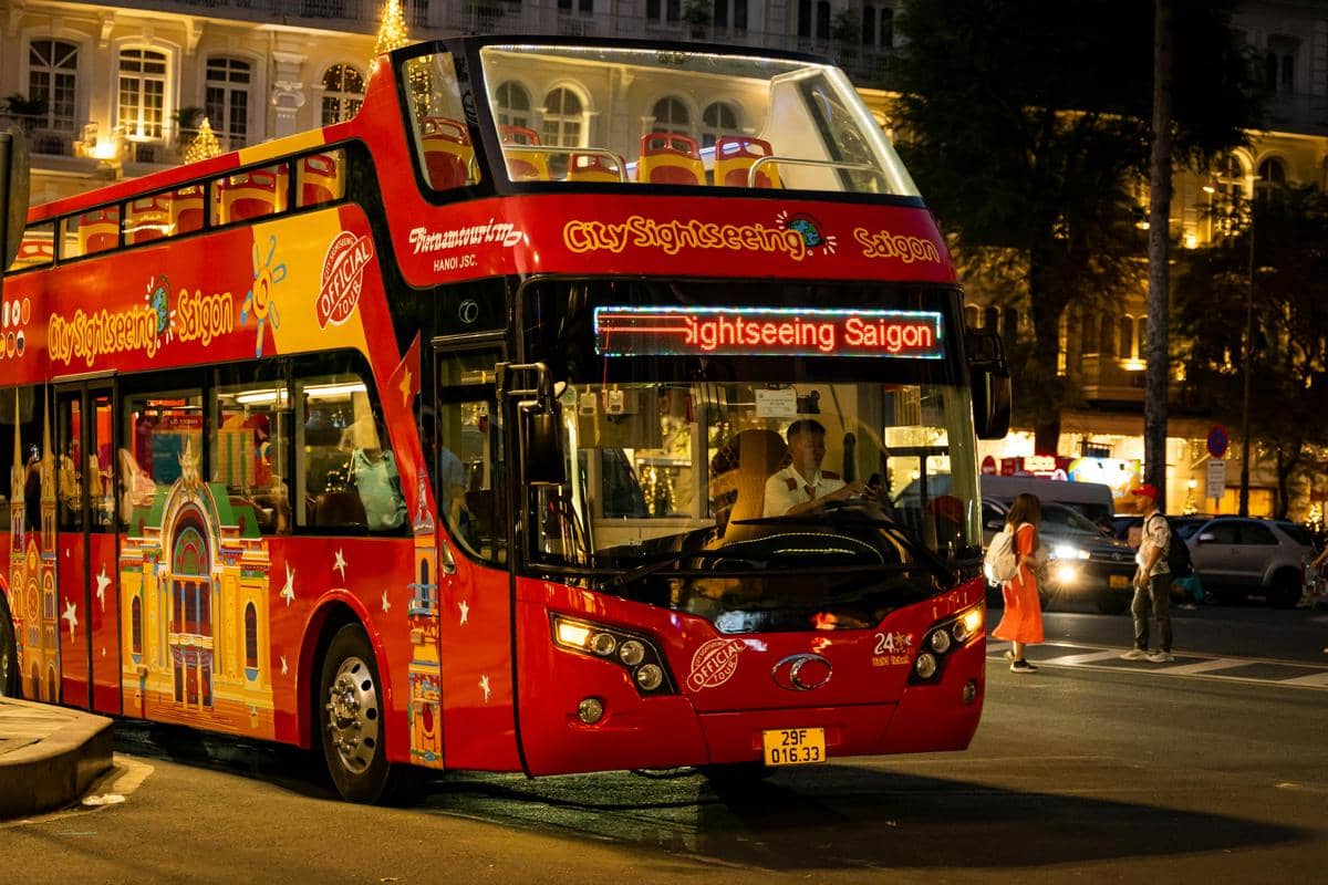 Jadwal Bus Surabaya Sightseeing City Tour Rute Spesial HJKS