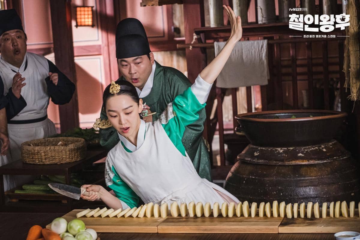 cuplikan drama Mr. Queen 