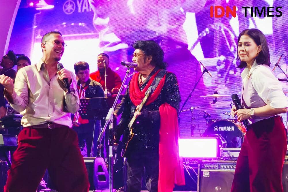 Serunya Rhoma Irama-Maliq & D'Essentials Tukar Lagu di OTW Pestapora 2026