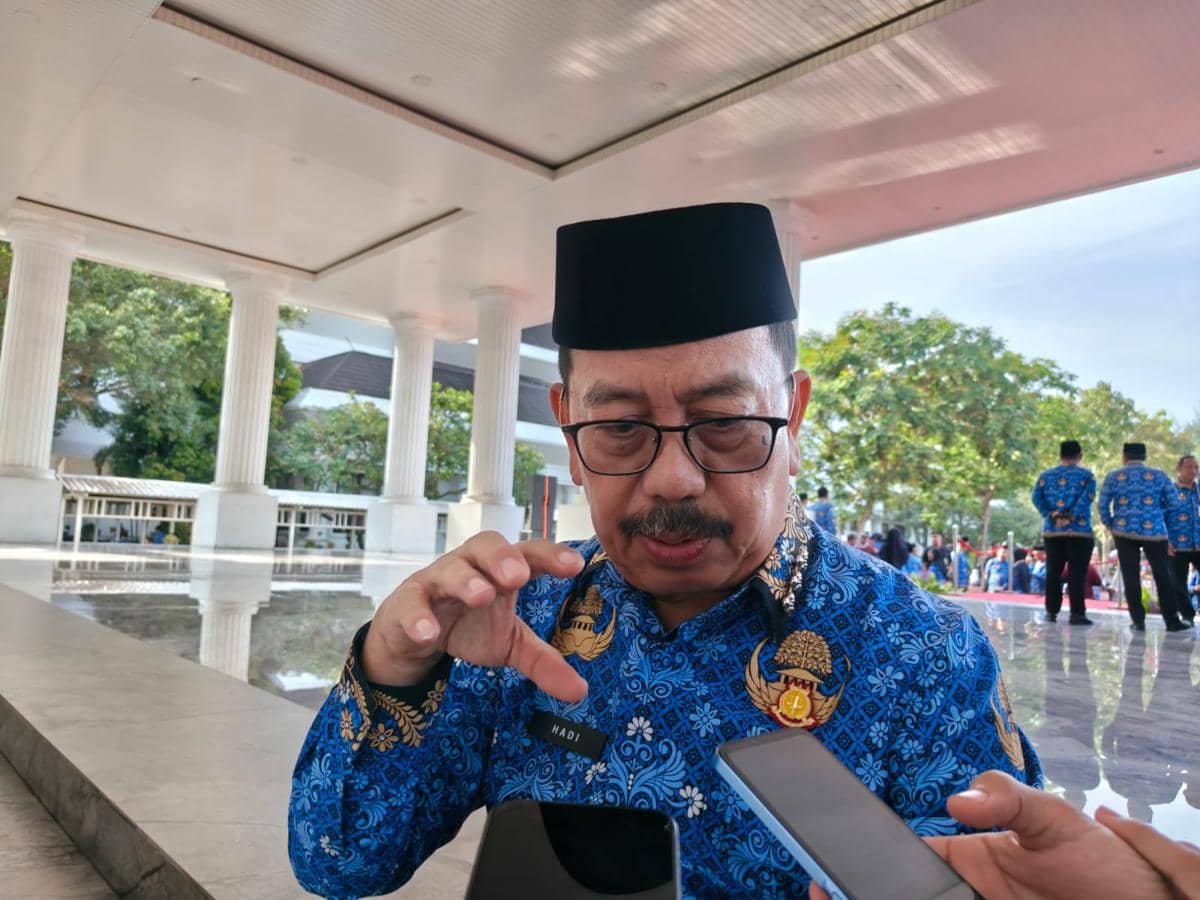 Plt Biro Hukum Pemprov Banten Hadi usai apel pagi di Pendopo (Dok. Khaerul Anwar)