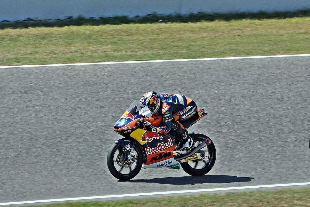 perbedaan Moto2, Moto3, dan MotoGP