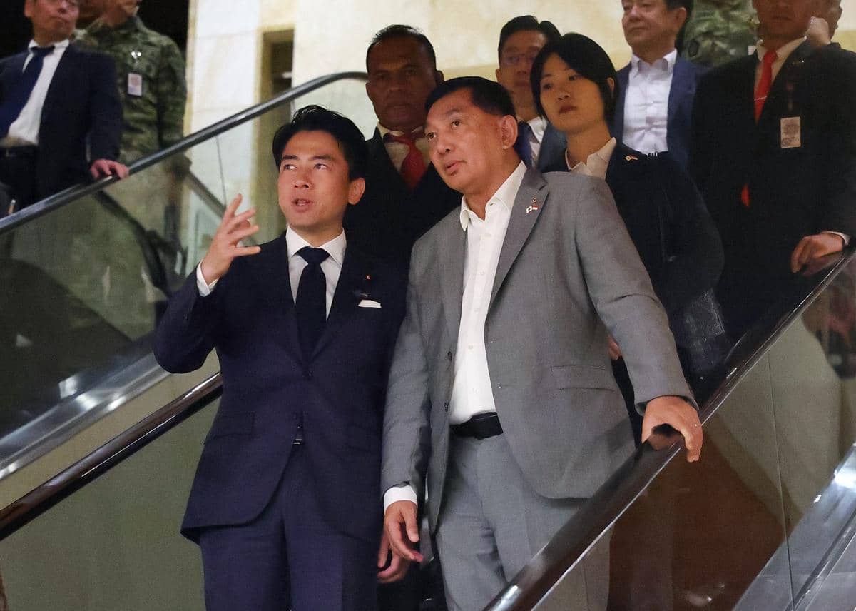 Sjafrie Sjamsoeddin, Shinjiro Koizumi