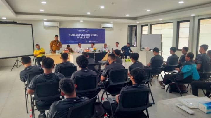 Puluhan Pelatih Jalani Kursus Pelatih Futsal AFC di Kota Tangerang