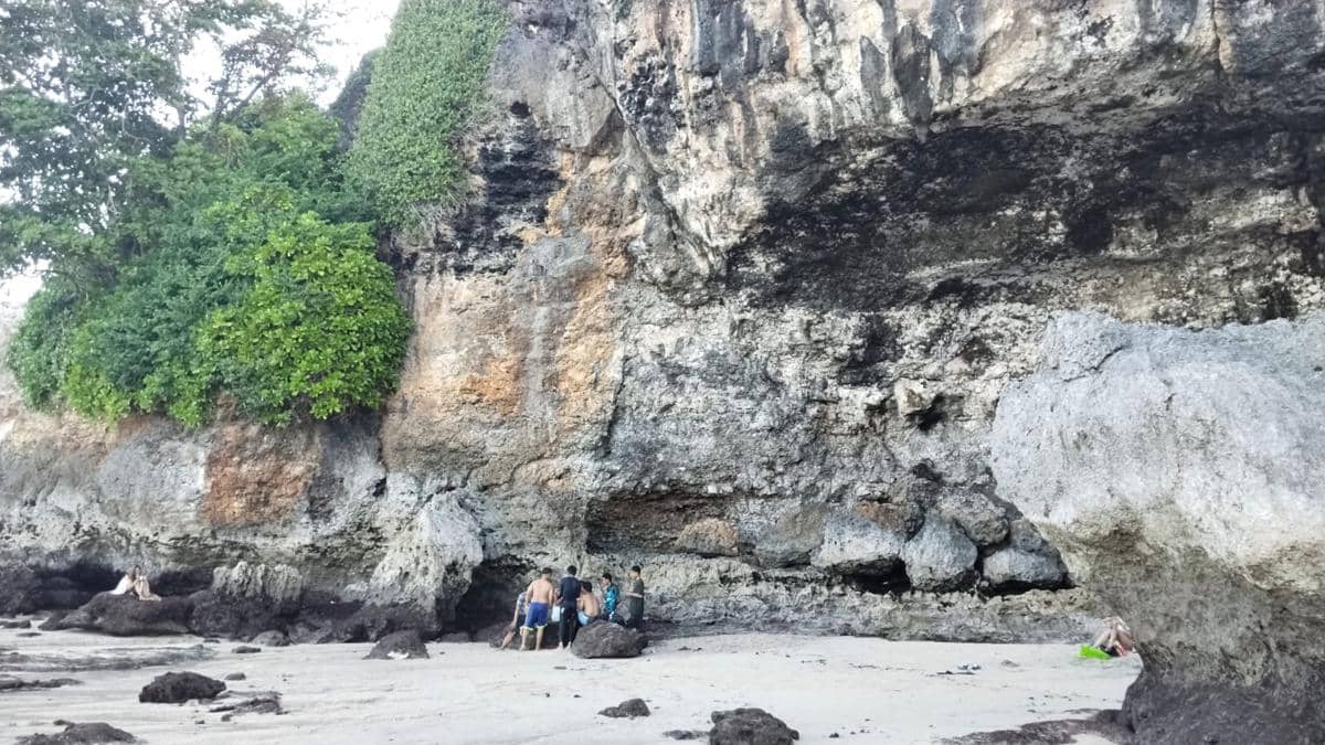 Pantai Geger