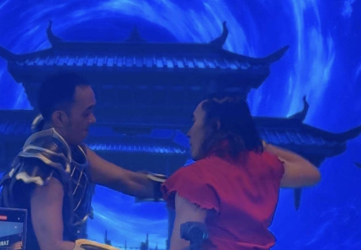 momen fan event Mortal Kombat 2 pada Minggu (3/5/2026)