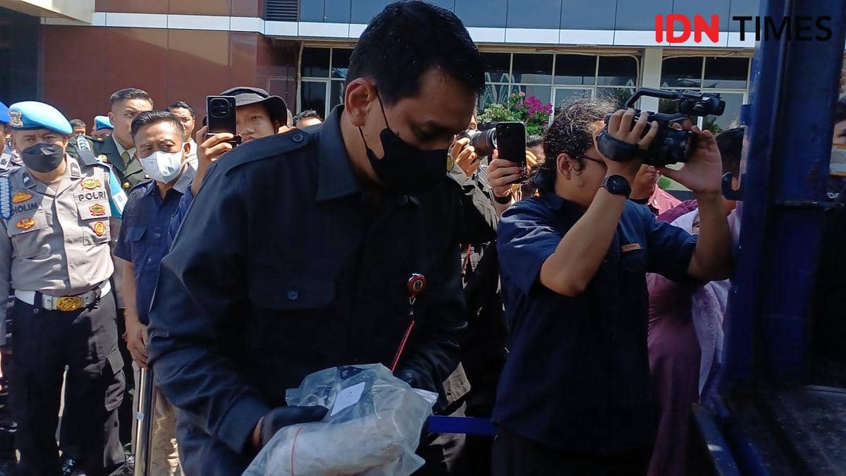 Polisi Menduga 22 Kg Kokain di Sumenep dari Kolombia