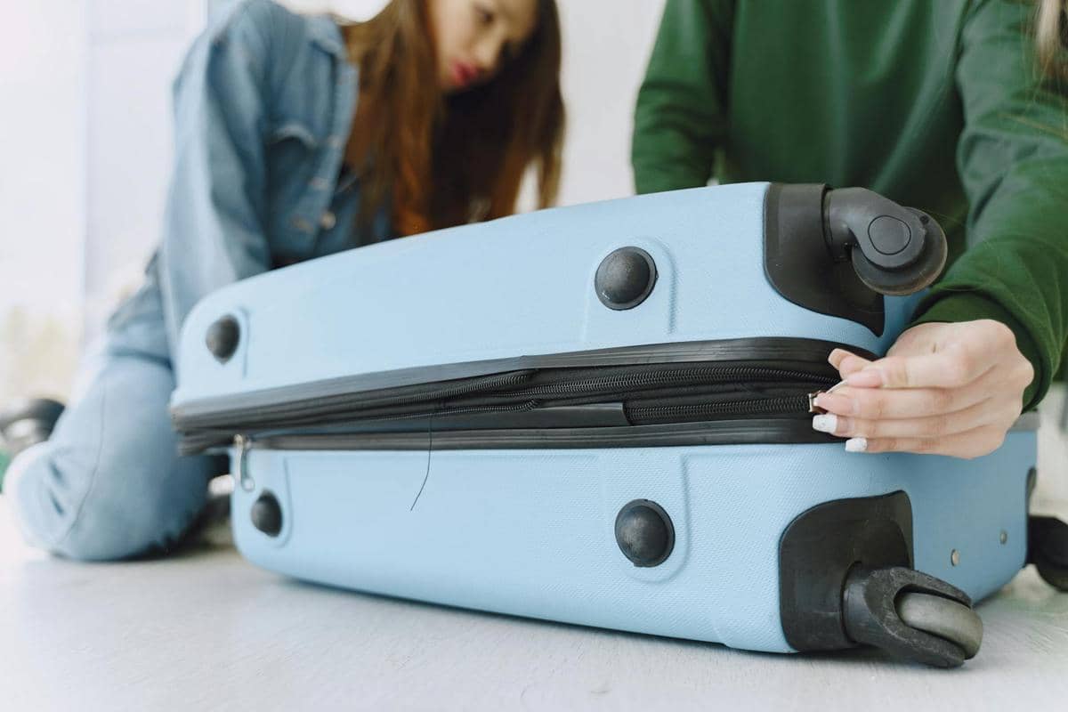 5 Hal yang Harus Diperhatikan Saat Beli Koper untuk Traveling ke Luar 