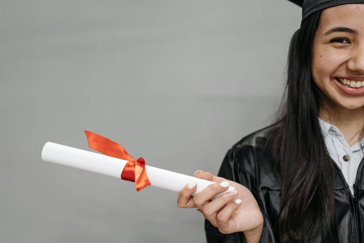 Beasiswa Gratispol Rp288,5 Miliar Cair, Kaltim Bantu Ribuan Mahasiswa