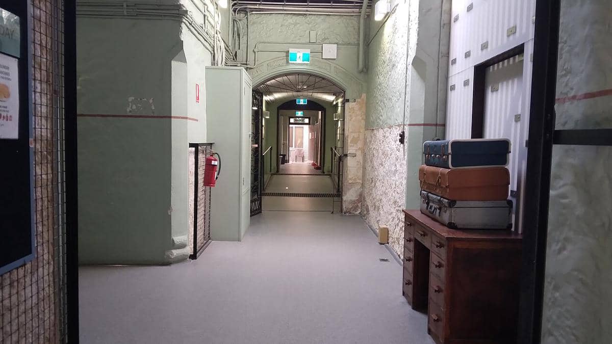 ilustrasi bagian dalam ruangan Fremantle 