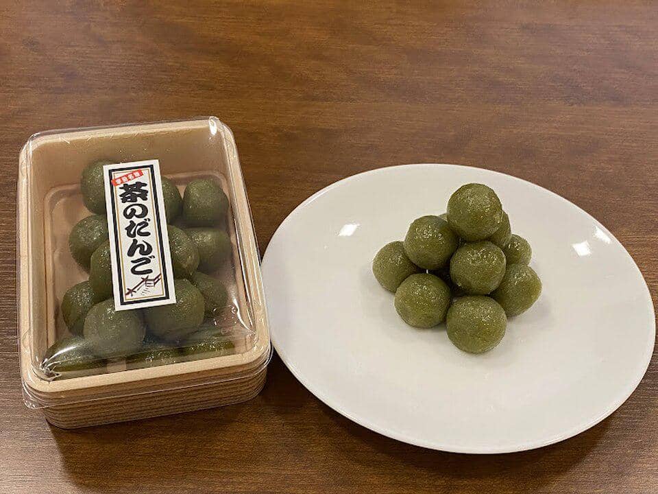 dango warna hijau 