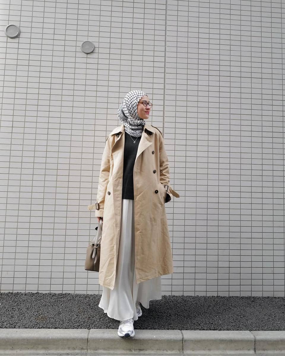 OOTD Liburan ke Luar Negeri ala Dwi Handayani