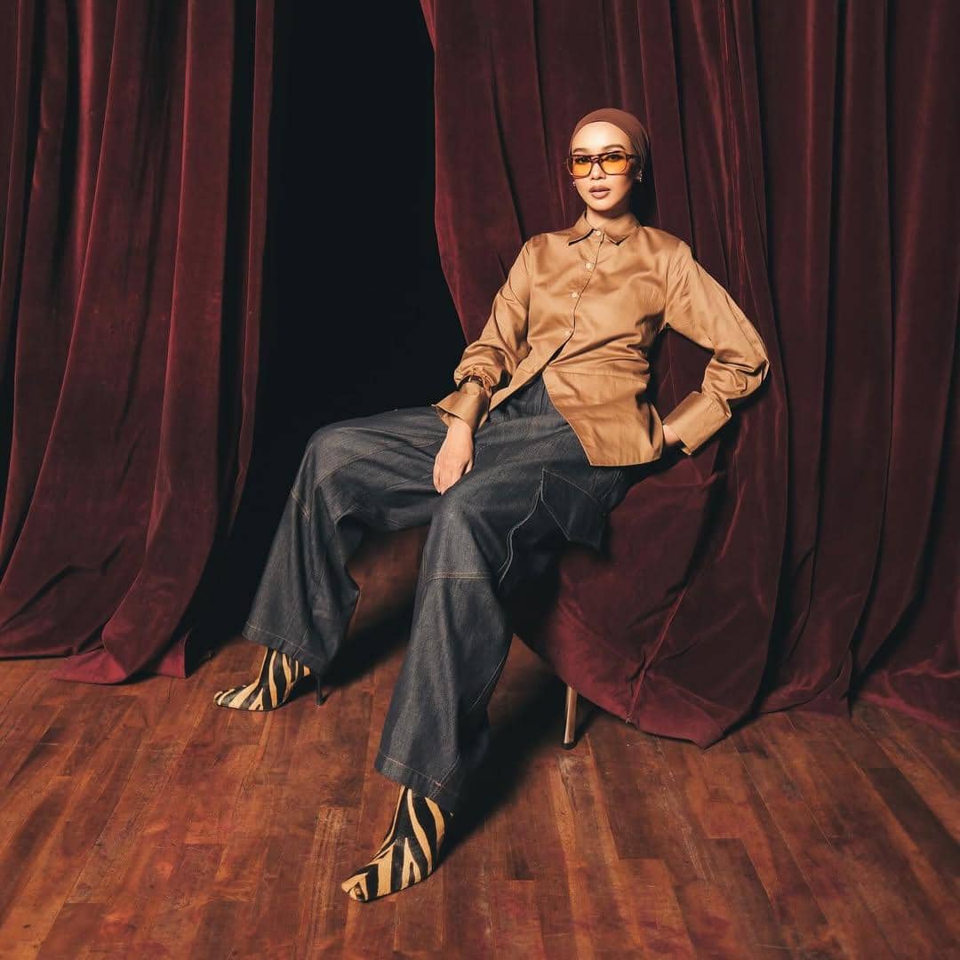 OOTD Nuansa Cokelat ala Vira Tandia