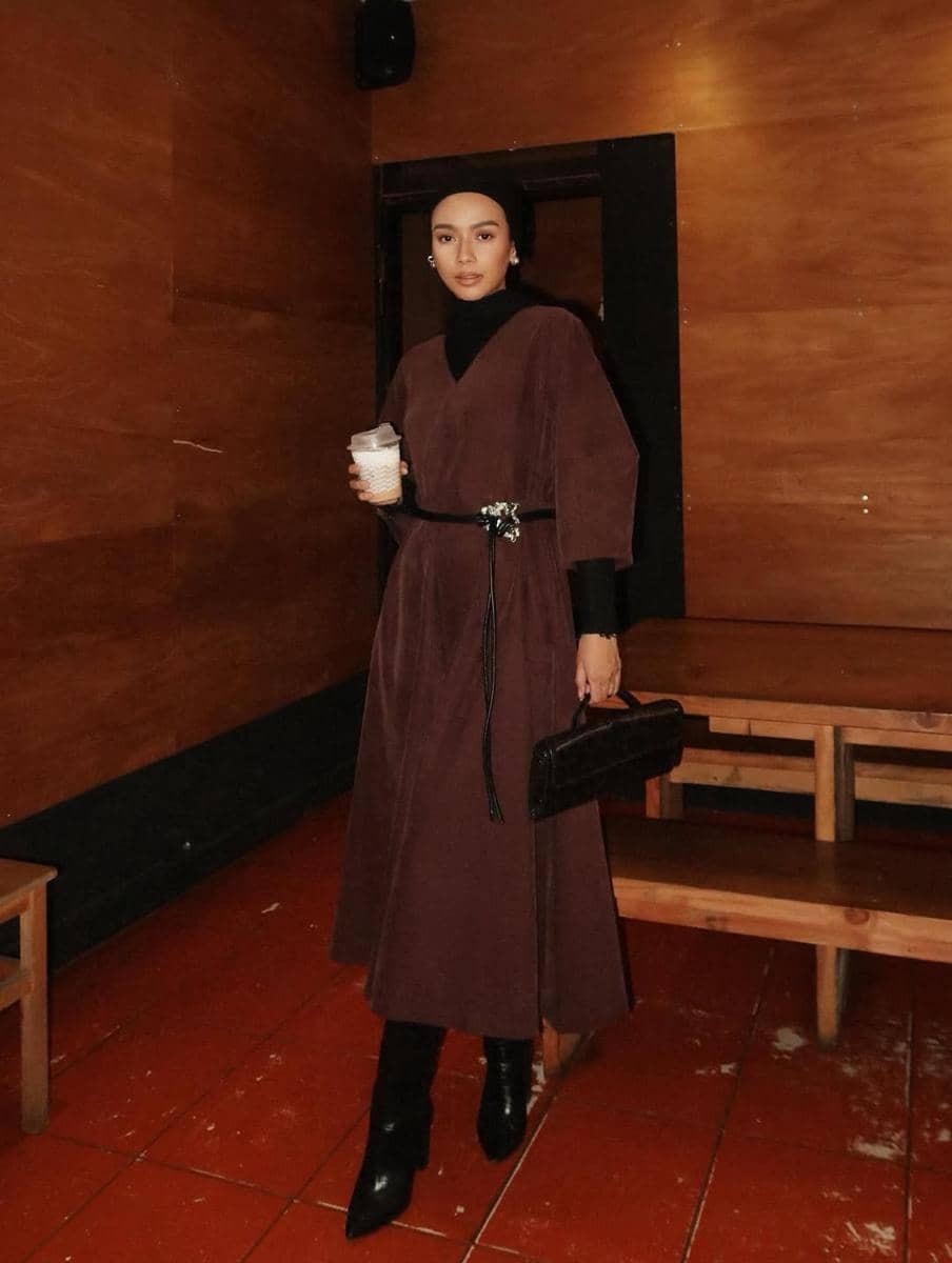 OOTD Nuansa Cokelat ala Vira Tandia